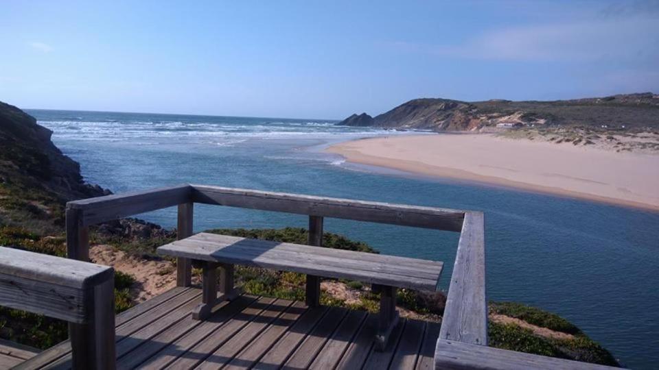 Sun & Surf Flat Arrifana Beach Алжезур Екстериор снимка